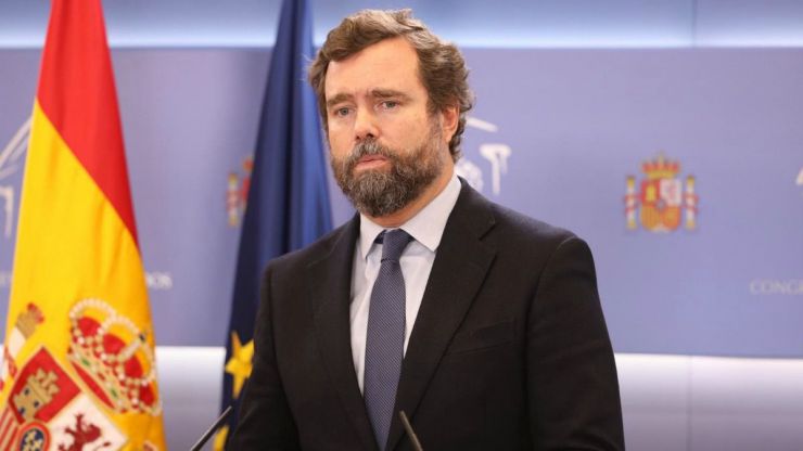 Espinosa de los Monteros tilda de 'hipocresía' la actitud del Gobierno