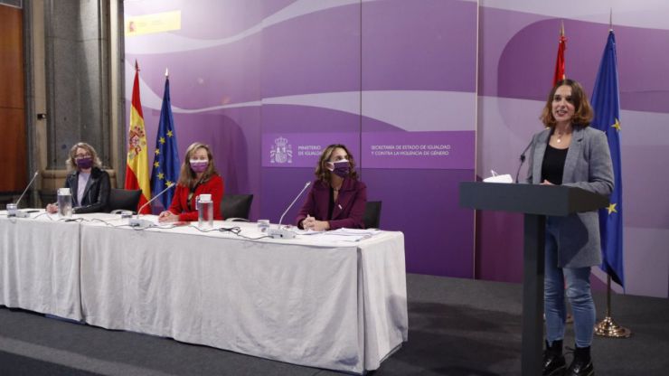Victoria Rosell: 'Si no queremos una España vaciada, llenémosla de servicios públicos y de derechos'