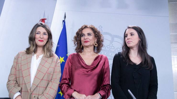 Los socialistas salen en defensa de Irene Montero ante la 'intolerable espiral de agresividad' del PP