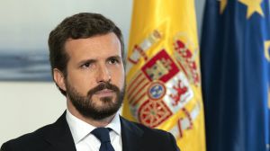 Casado propone a Sánchez acelerar el 'plan B' jurídico 