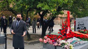 Garzón reivindica el trabajo de figuras como Marcelino Camacho y Josefina Samper