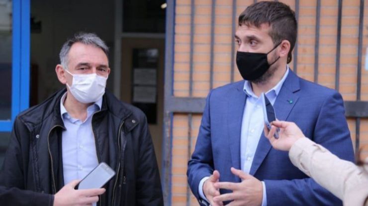 UP acusa a Ayuso de 'construir hospitales innecesarios' con la 'excusa' del Covid-19