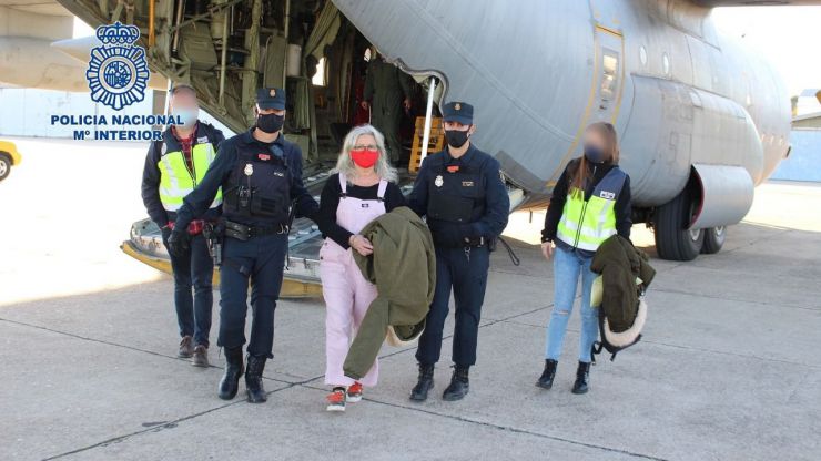 La Policía Nacional traslada a España a la etarra María Natividad Jáuregui