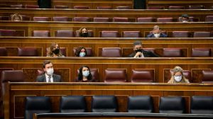 Sonado rifirrafe entre Odón Elorza y Macarena Olona en el Congreso