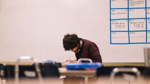 Las universidades madrileñas desoyen a los estudiantes y mantienen los exámenes presenciales