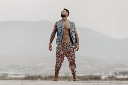 Javi Mota nos presenta 'El despertar' y nos confiesa cómo está viviendo la pandemia y sus nuevos retos