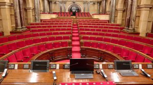 Elecciones en Cataluña: Así van los sondeos con PSC, ERC y Junts disputándose la victoria