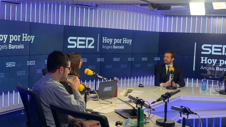 Casado echa en falta la 'sana discrepancia de Rubalcaba' frente al 'populismo' de Sánchez