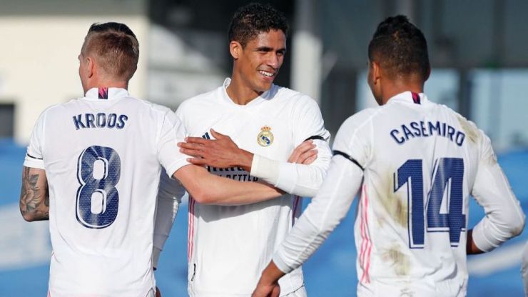 Varane disputó en Bérgamo su partido 350 con el Real Madrid