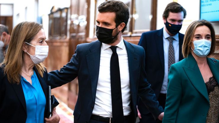 Casado a Sánchez: 'España se va a la ruina mientras su Gobierno se pelea'