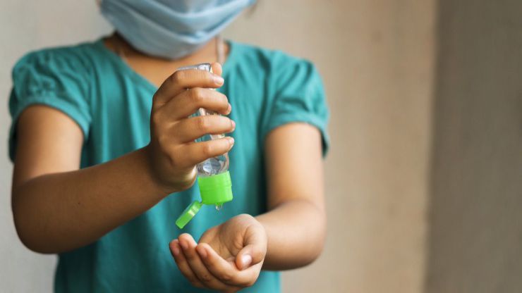 Ayuso anuncia una Gran Cruz de la Orden del Dos de Mayo para los niños madrileños