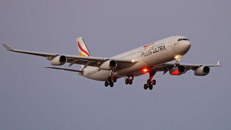 El PP a Ábalos: ¿Por qué beneficia a Plus Ultra y deja tiradas a Iberia y Air Europa?