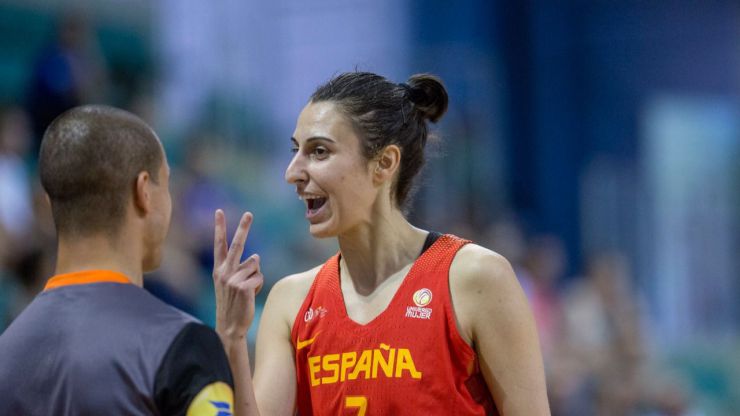 Euroliga Femenina: Alba Torrens ya luce su histórica sexta corona