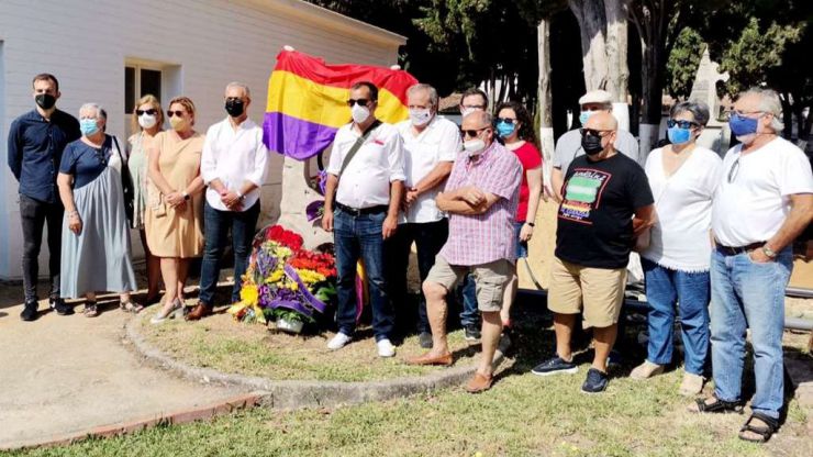 El Foro por la Memoria recuerda y homenajea a las víctimas del fascismo