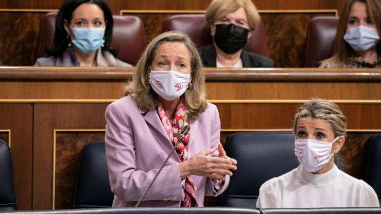 Calviño defiende que 'la recuperación económica está en marcha y las perspectivas son positivas'