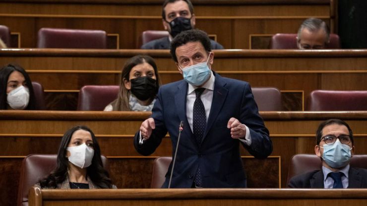 Bal: 'Si no estuviera aquí Ciudadanos, el Gobierno ya habría cedido al chantaje de los separatistas'