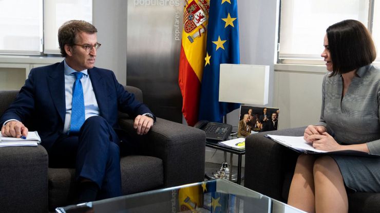 Feijóo traslada a la líder de la oposición bielorrusa su compromiso con la libertad en los países de la vieja URSS