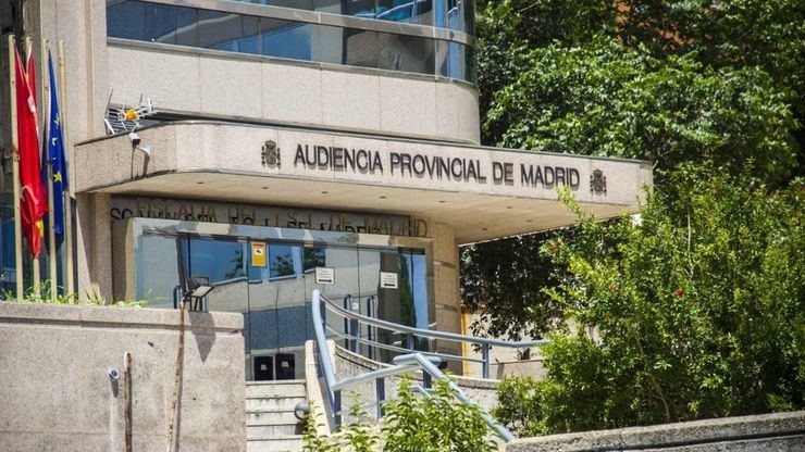 138 años de cárcel a un cuidador y profesor de inglés por pornografía infantil