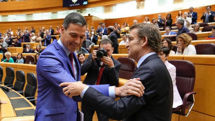 Feijóo a Sánchez: 'A insultos, me gana usted siempre, yo no le voy a decir que estorba'