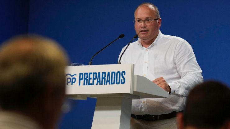 El PP a Sánchez: 'Si escuchase a la calle retiraría inmediatamente este decreto'
