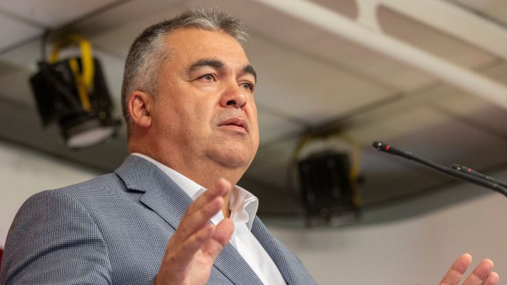 El PSOE no se corta con el PP: 'Robar es lo que ustedes hicieron, en sobres o pagando en negro las obras de su sede'