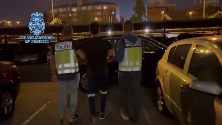 Detenido un fugitivo francés en Madrid por trata de seres humanos y tráfico de armas
