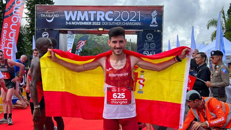 #EspañaAtletismo: Alejandro García y el equipo masculino, bronces en Uphill