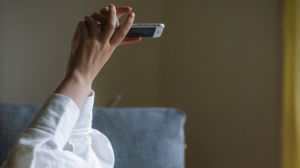 Forzó a dos menores a participar en videollamadas sexuales mediante amenazas