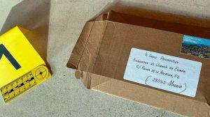 Interceptado un sobre con material pirotécnico dirigido al presidente del Gobierno