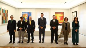Sánchez se compromete con el CERMI a erradicar el término 