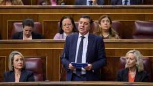 El PP desoye a Cs y Vox y reta al Gobierno: 