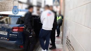 Encerradas, vigiladas y siempre disponibles para prostituirse comiendo una sola vez al día