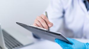 Nuevo rifirrafe entre sanitarios y la Comunidad de Madrid: 