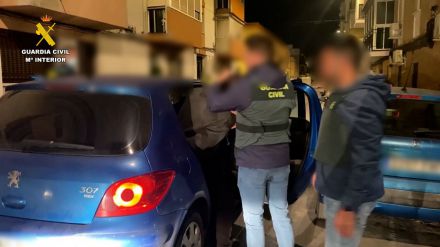 Cazan a un pedófilo con cientos de vídeos y un tutorial para que padres abusen de sus hijas