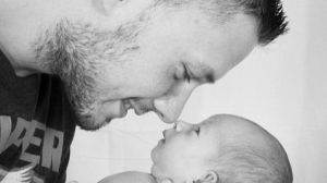 Estudios: Los hijos de padres sobreprotectores tienden a vivir menos