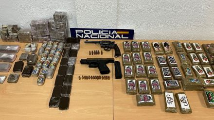 Qué escondían en la guardería de Algeciras: Descubren armas y drogas tras operativo policial