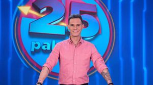Mediaset España ata a Christian Gálvez pese al flojo rendimiento de '25 palabras'