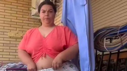 Detenida una influencer por abusar de una amiga cuando dormía y publicarlo