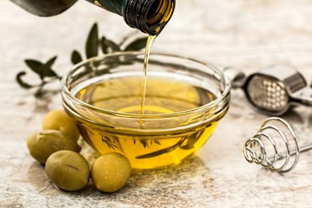 El aceite de oliva virgen extra mejora así la salud