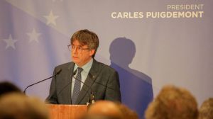 Puigdemont exige amnistía y autodeterminación para apoyar a Sánchez