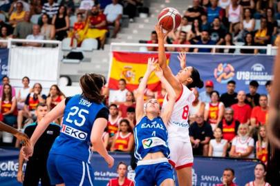 España avanza a cuartos tras vencer a Grecia en el baloncesto femenino