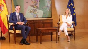 Pedro Sánchez inicia los contactos para la formación de gobierno reuniéndose con Yolanda Díaz