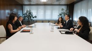 Gobierno y sindicatos abordan la 