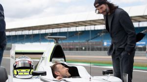 'Brawn GP: Una escudería imposible' llega a Disney+ con Keanu Reeves como maestro de ceremonias