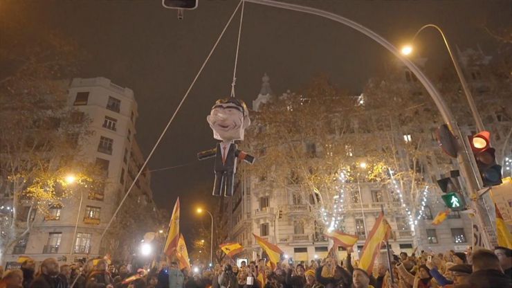 El PSOE acude a la Fiscalía: La relación entre Vox y las protestas violentas e ilegales en Ferraz
