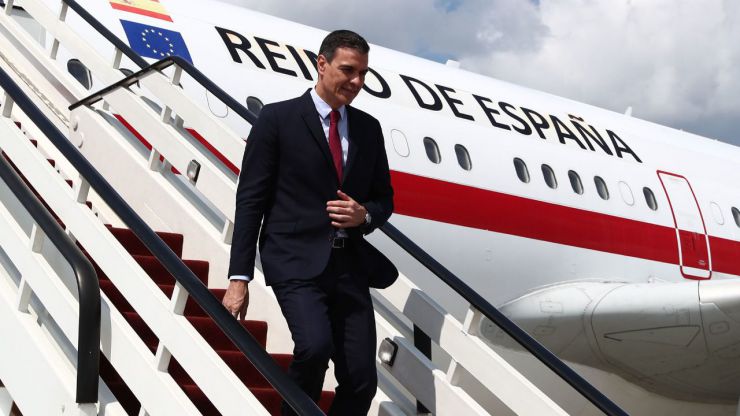 Sánchez anuncia en Fitur la ampliación histórica del aeropuerto de Barajas con recado a los agoreros