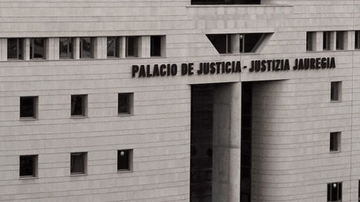 32 años de prisión por abusar sexualmente de su hija y dos hijastras