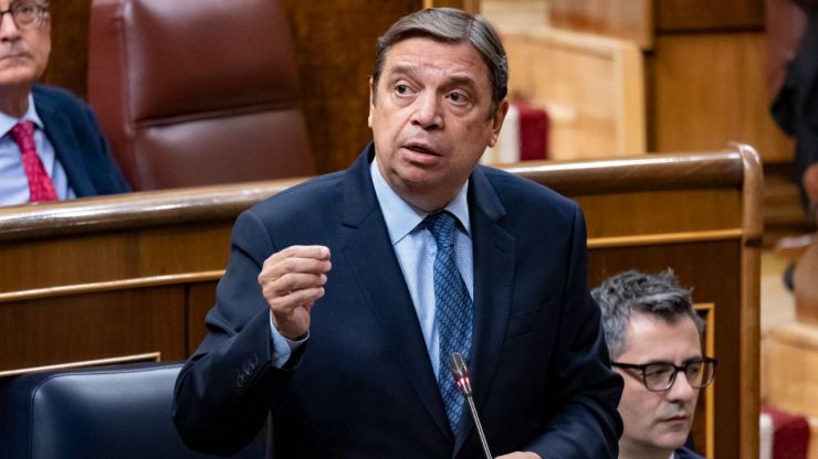 Planas defiende que el Gobierno 'da solución a los problemas de agricultores y ganaderos'
