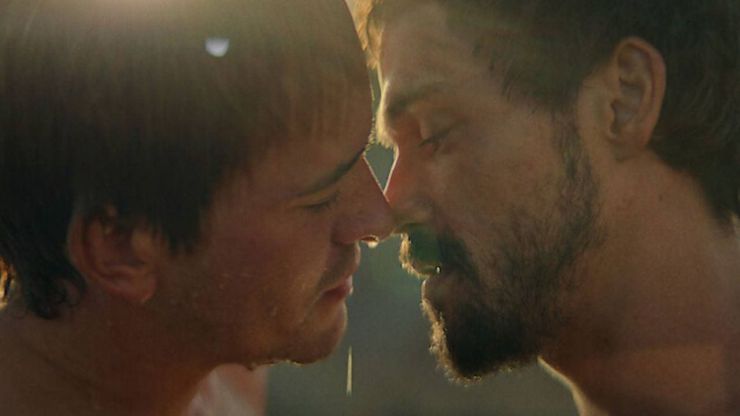 Netflix apuesta por la revisión más LGTBIQ+ de Alejandro Magno y Grecia arde