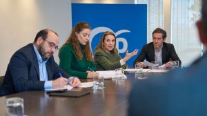 Gamarra anuncia la personación del PP en el 'caso Ábalos' y monta en cólera cuando le recuerdan al hermano de Ayuso
